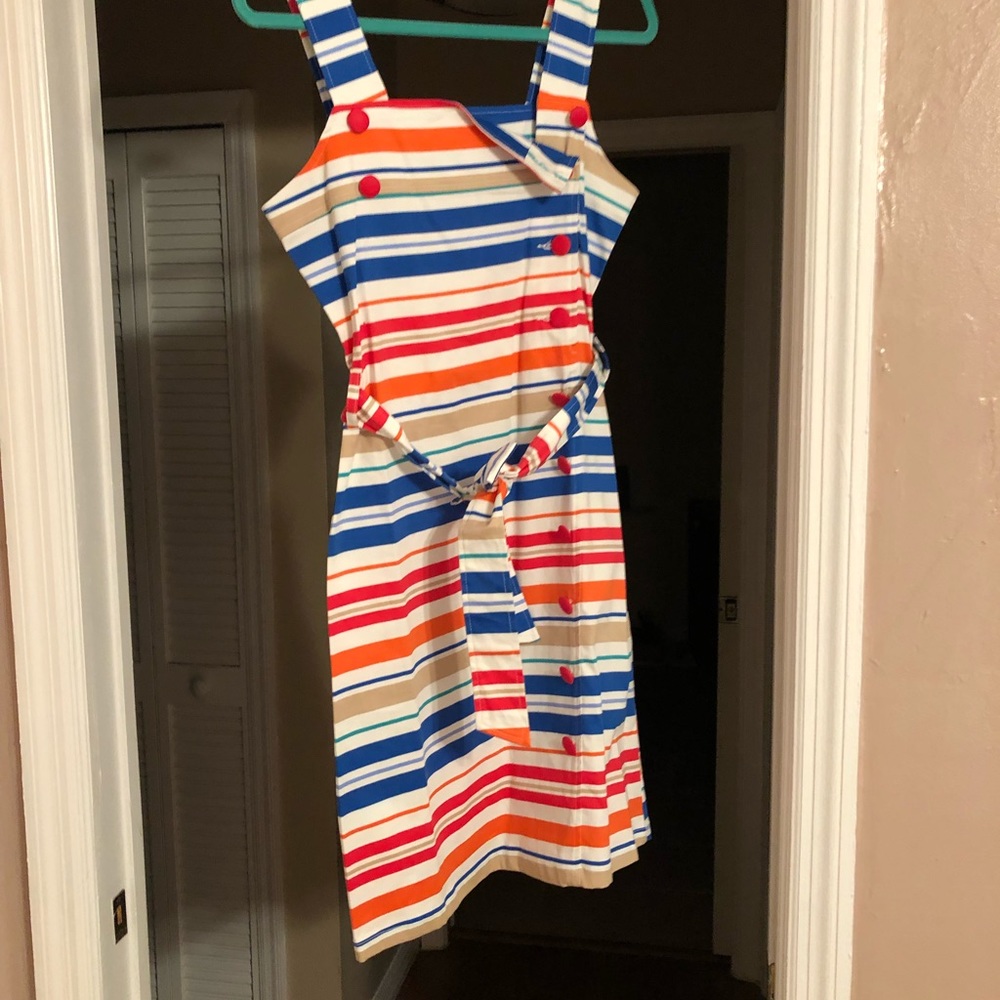 Dress - Picture 4 of 4